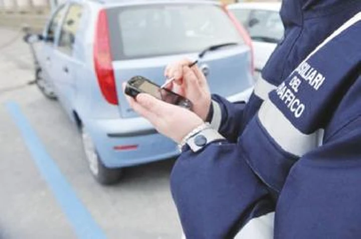 Ausiliari del traffico: verbali annullati se l’operatore non è abilitato