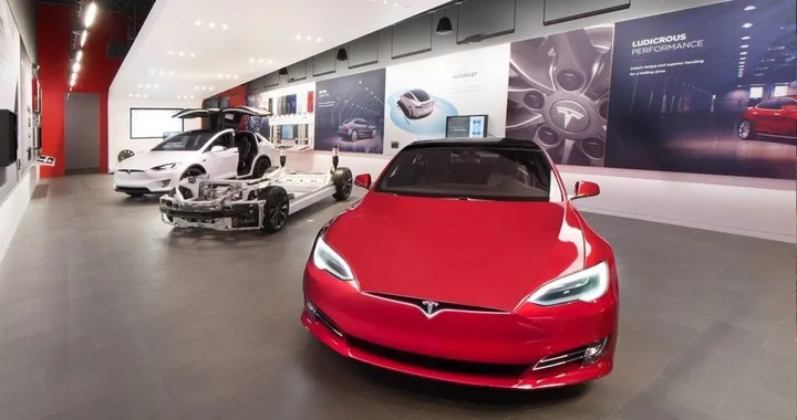 Tesla a rischio esclusione dagli incentivi in un altro Paese dopo il Canada