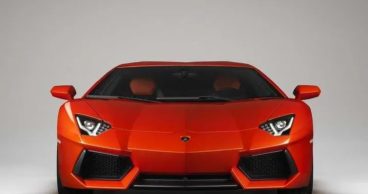 Lamborghini Aventador Roadster: si svela a Miami?