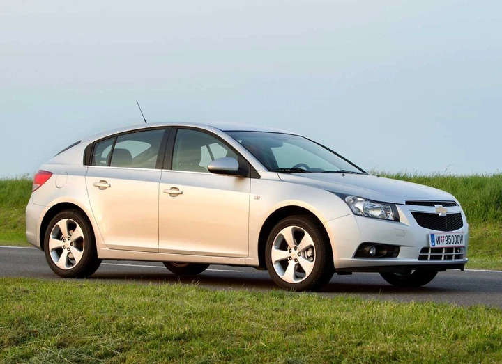 Chevrolet Cruze Hatchback Model Year 2012