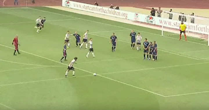 Nazionale piloti in campo a Montecarlo, Alonso show