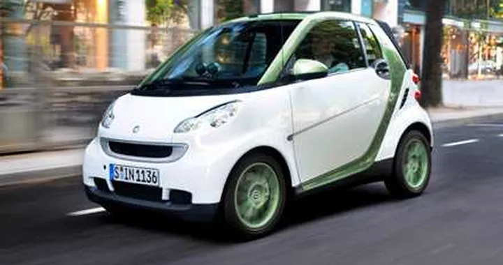 Smart, una elettrica per 100 fortunati