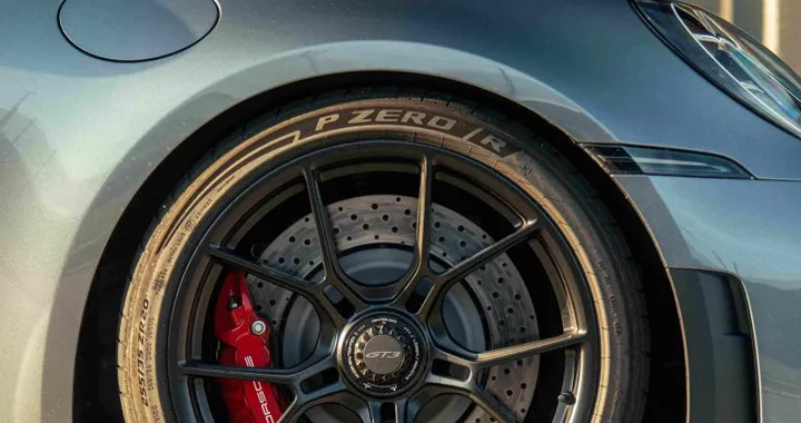 Pirelli P Zero R e Trofeo RS: pneumatici su misura per Porsche 911 GT3