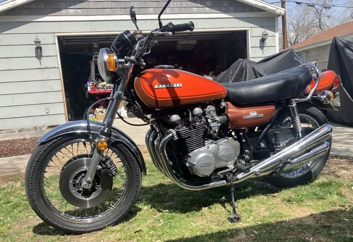 Kawasaki Z1: la leggenda delle due ruote in vendita su eBay