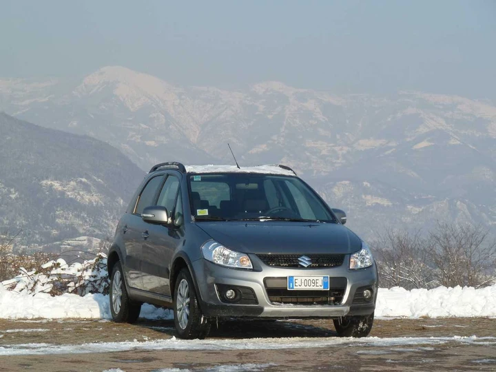 Suzuki SX4 1.6 GLX Navi+: prova su strada