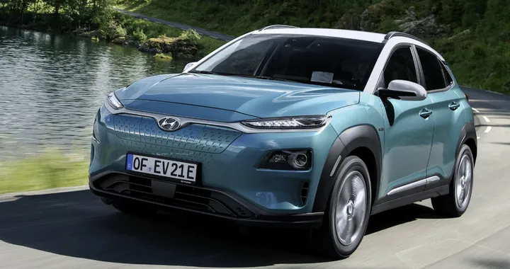 Hyundai Kona Electric 2020: l’autonomia aumenta fino a 484 km