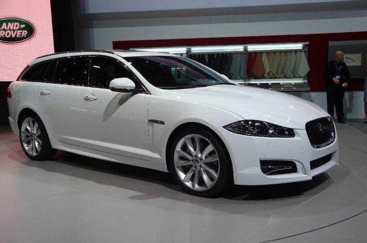 Jaguar XF Sportbrake al Salone di Ginevra 2012