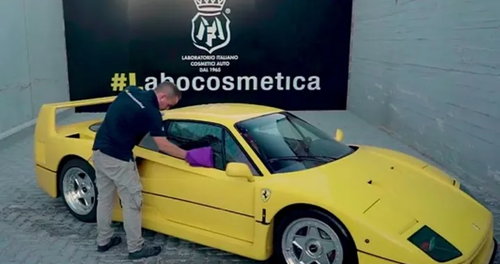 Ferrari F40: il car detailing le regala un nuovo splendore. Ecco il video