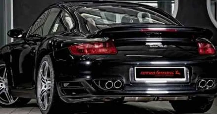 Romeo Ferraris: nuovi scarichi sportivi per le Porsche