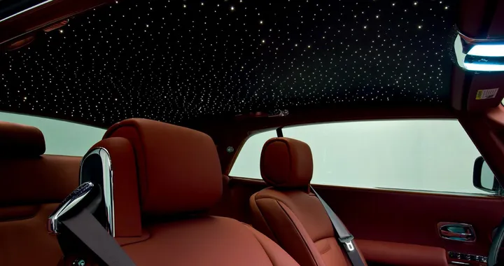 Accessori auto: ecco i più inutili (e costosi)