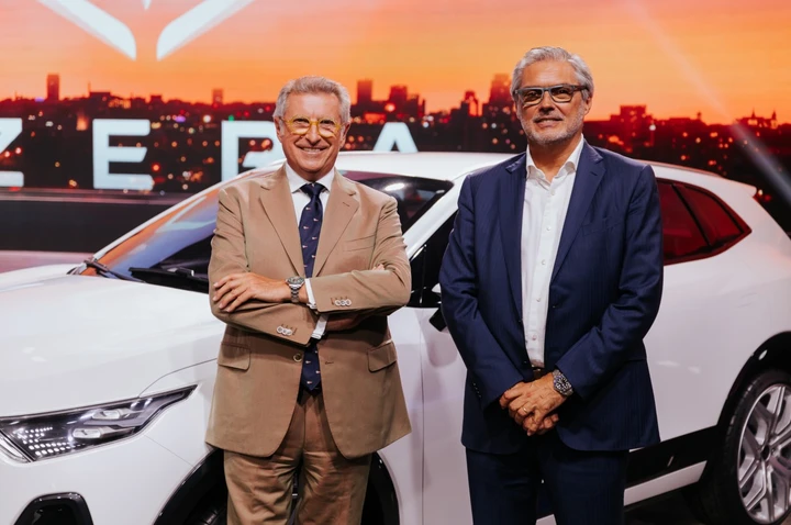 Izera by ElectroMobility Poland e Torino Design: immagini ufficiali