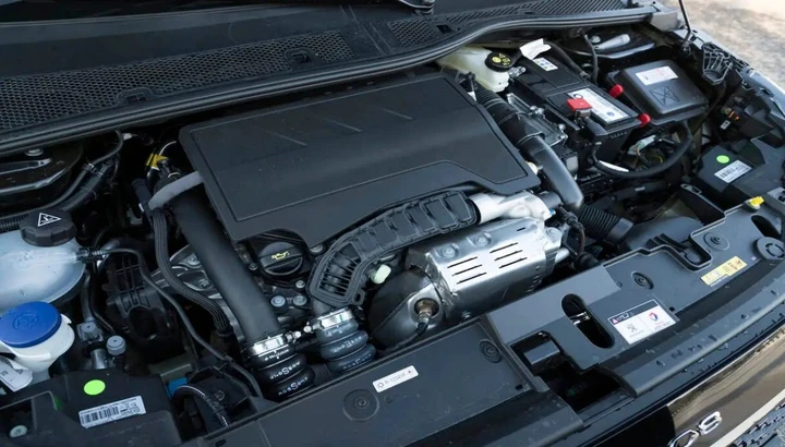 Il mercato delle auto usate in Francia rifiuta il motore PureTech