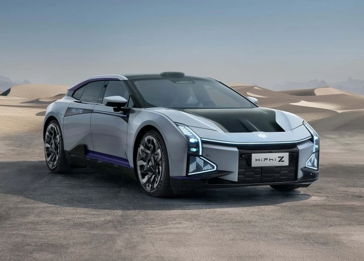 Human Horizons GT HiPhi Z: berlina futuristica dalla Cina