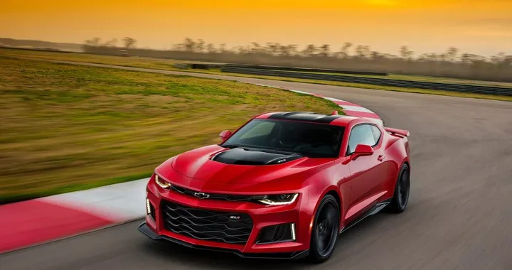 Chevrolet Camaro ZL1 2016: muscle car da 640 CV