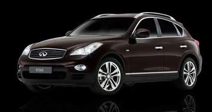 Infiniti EX Black Premium: il crossover VIP