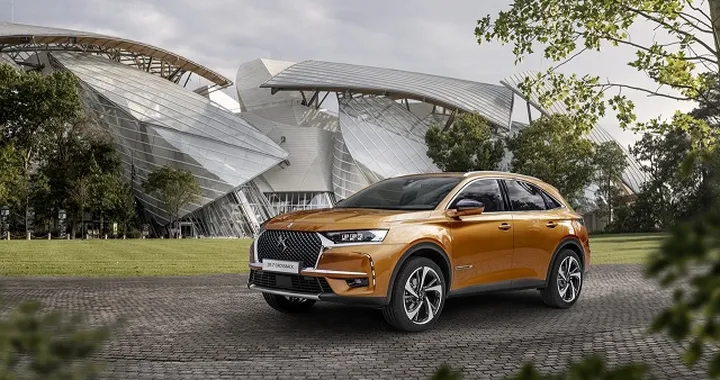 DS7 Crossback Prestige: dotazione e prezzo