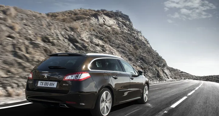 Peugeot 508: prezzi da 30.350 euro