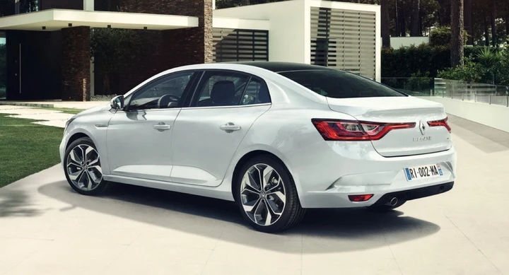 Renault Megane Sedan, nuova berlina globale