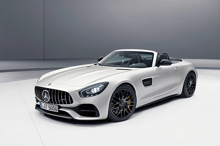 Mercedes-Amg GT C Roadster Edition 50: prime immagini ufficiali
