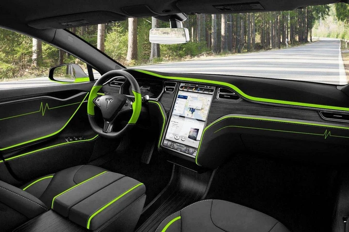 Tesla Model S by Mansory: le immagini ufficiali