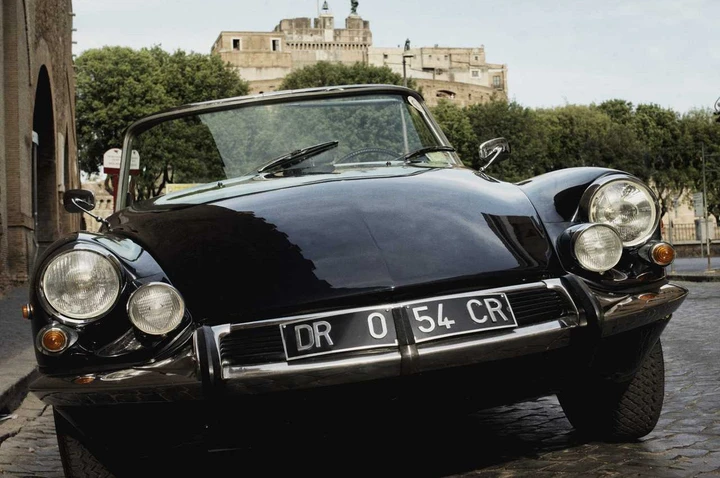 Citroen: a Roma la storia della DS21 Cabriolet