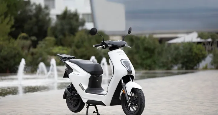Ecobonus 2025: al via gli incentivi per ciclomotori e motocicli elettrici