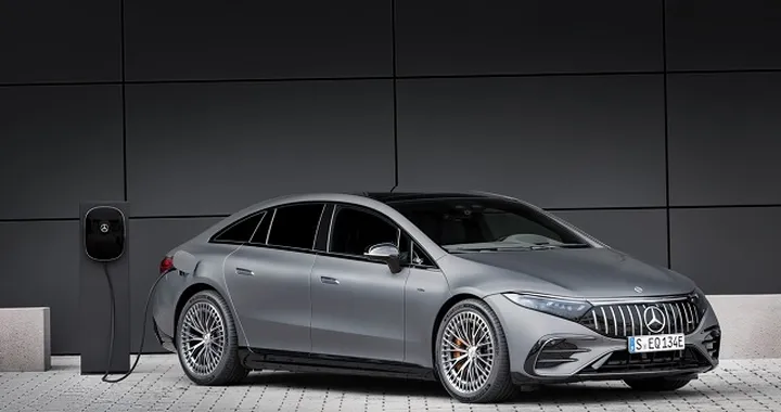 IAA Mobility 2021: Mercedes-AMG EQS 53 4MATIC+, caratteristiche, motori elettrici, potenza