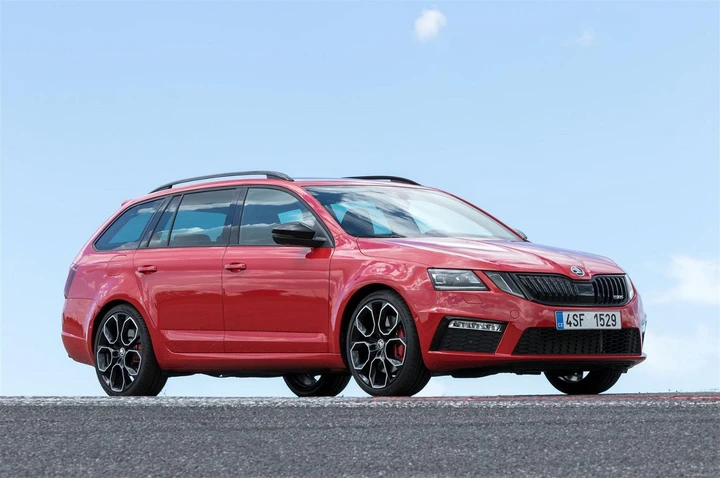 Skoda Octavia RS 245 2017: nuove immagini ufficiali