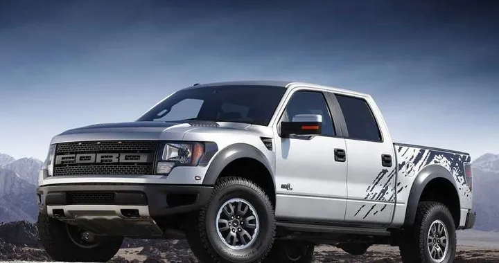 Ford F-150 SuperCrew: più spazio dietro