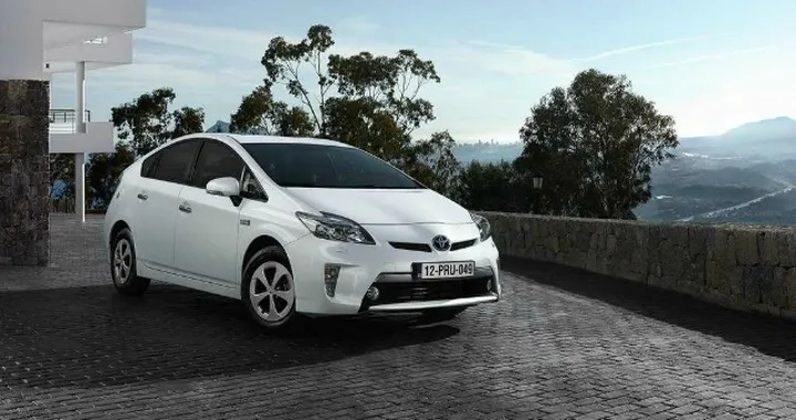 Toyota Prius: richiamo per 1,9 milioni di esemplari