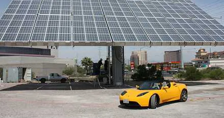 Da Tesla un sistema di accumulo dell'energia solare