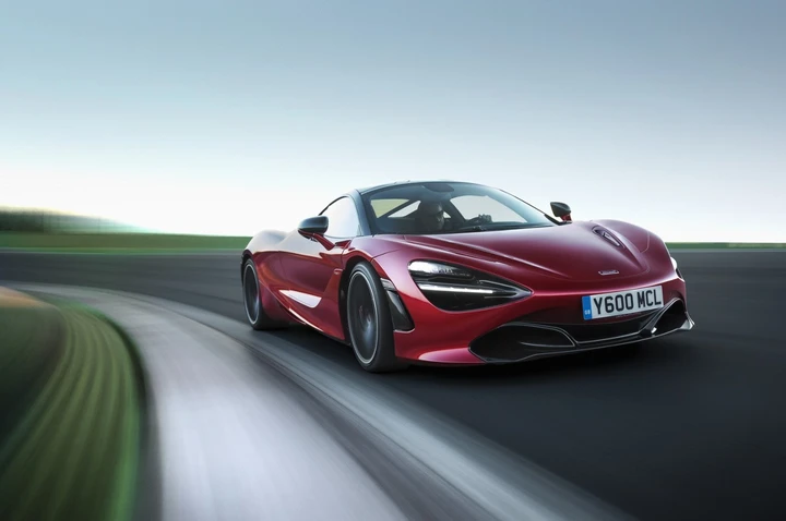 McLaren 720S: immagini ufficiali