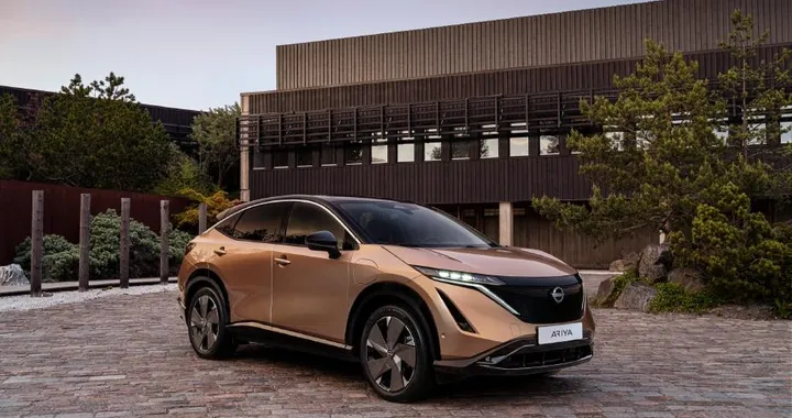 Nissan Ariya: nuovi allestimenti per il SUV elettrico