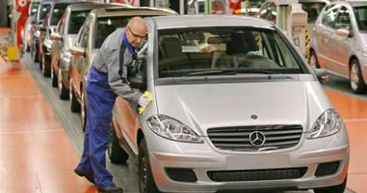 Due nuovi siti produttivi per Mercedes