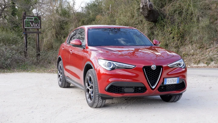 Alfa Romeo Stelvio 2.0 Turbo Q4 280 CV: la prova su strada