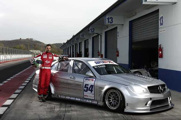 Mercedes AMG: nel Superstars con Vitantonio Liuzzi