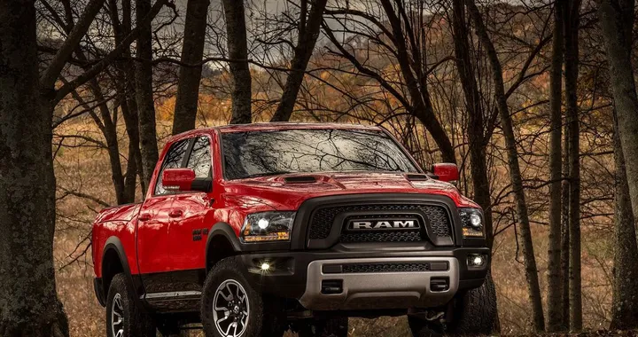 Ram 1500 Rebel 2015, pick-up di intonazione sportiva