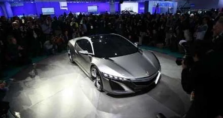 Honda NSX: il ritorno nel 2015