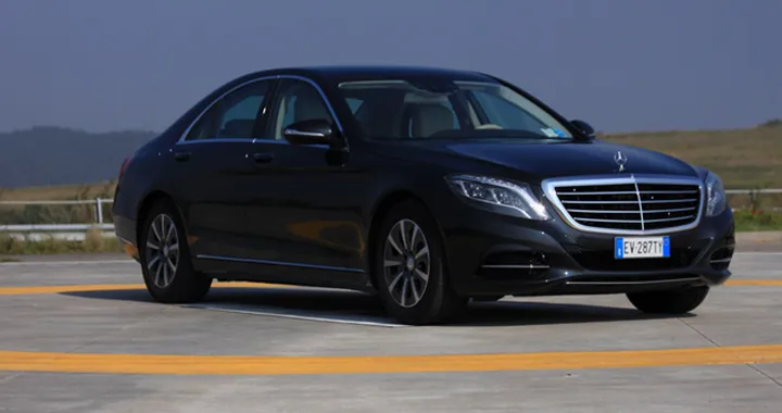 Mercedes-Benz Classe S 300 BlueTec Hybrid: la prova su strada