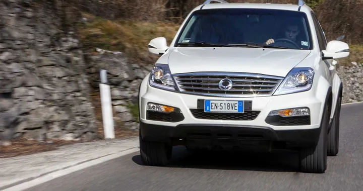 SsangYong Rexton W: prezzo da 24.990 euro