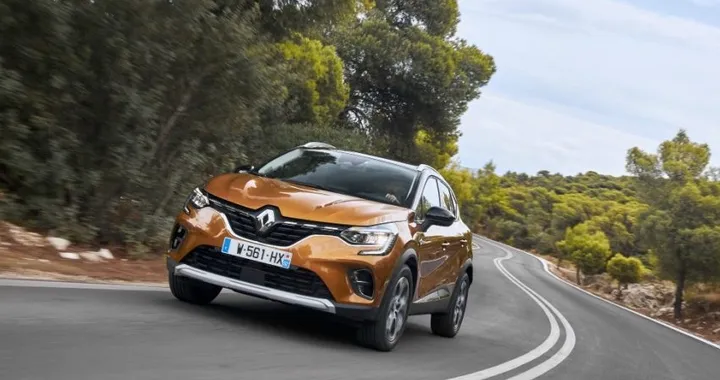 Renault: la Captur è tutta nuova e il prezzo parte da 17.700 euro