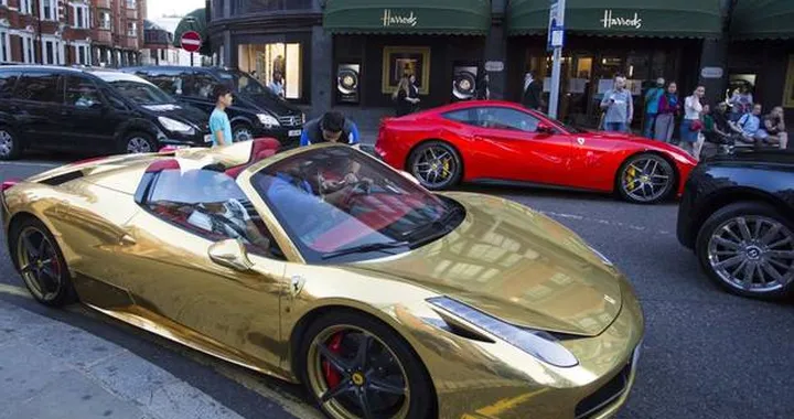 Londra, vietate le supercar in centro?