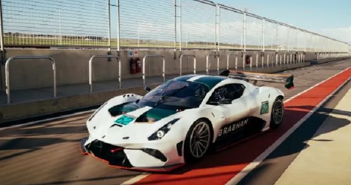Brabham BT62: due allestimenti per la supercar da pista