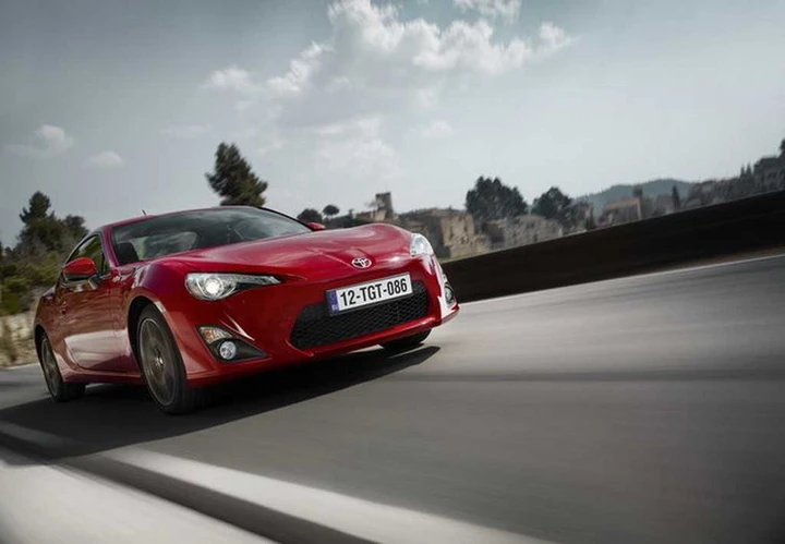 Toyota GT 86 Sedan Concept, pronta per Dubai