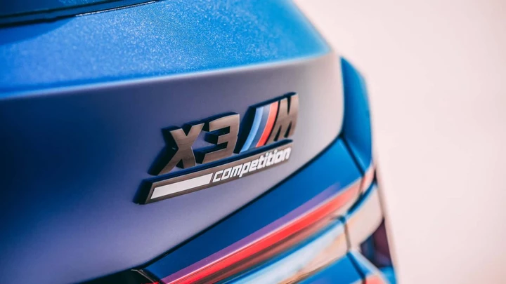 BMW X3 M: sportività pura anche nell’era elettrica
