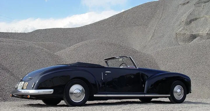 Auto che passione! Interazione tra grafica e design in scena al MAUTO