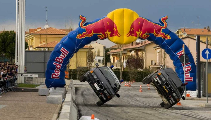 My Special Car: esibizioni all'aperto