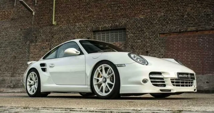 Porsche 997 Turbo S di McChip DKR