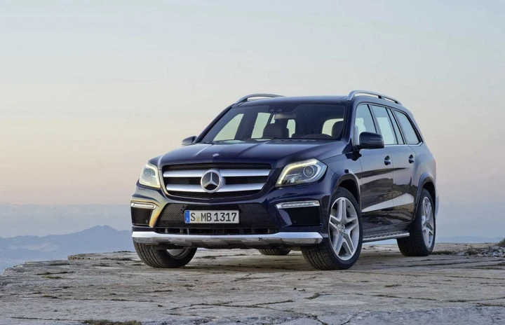 Mercedes GL 2012: i video ufficiali