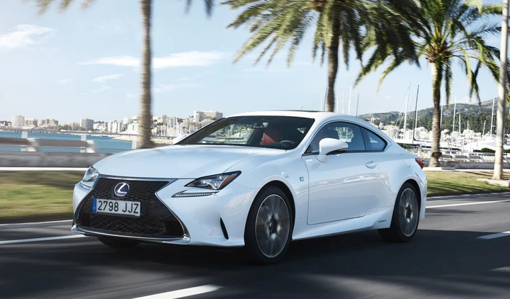 Lexus RC Hybrid: prezzi da 39.900 euro